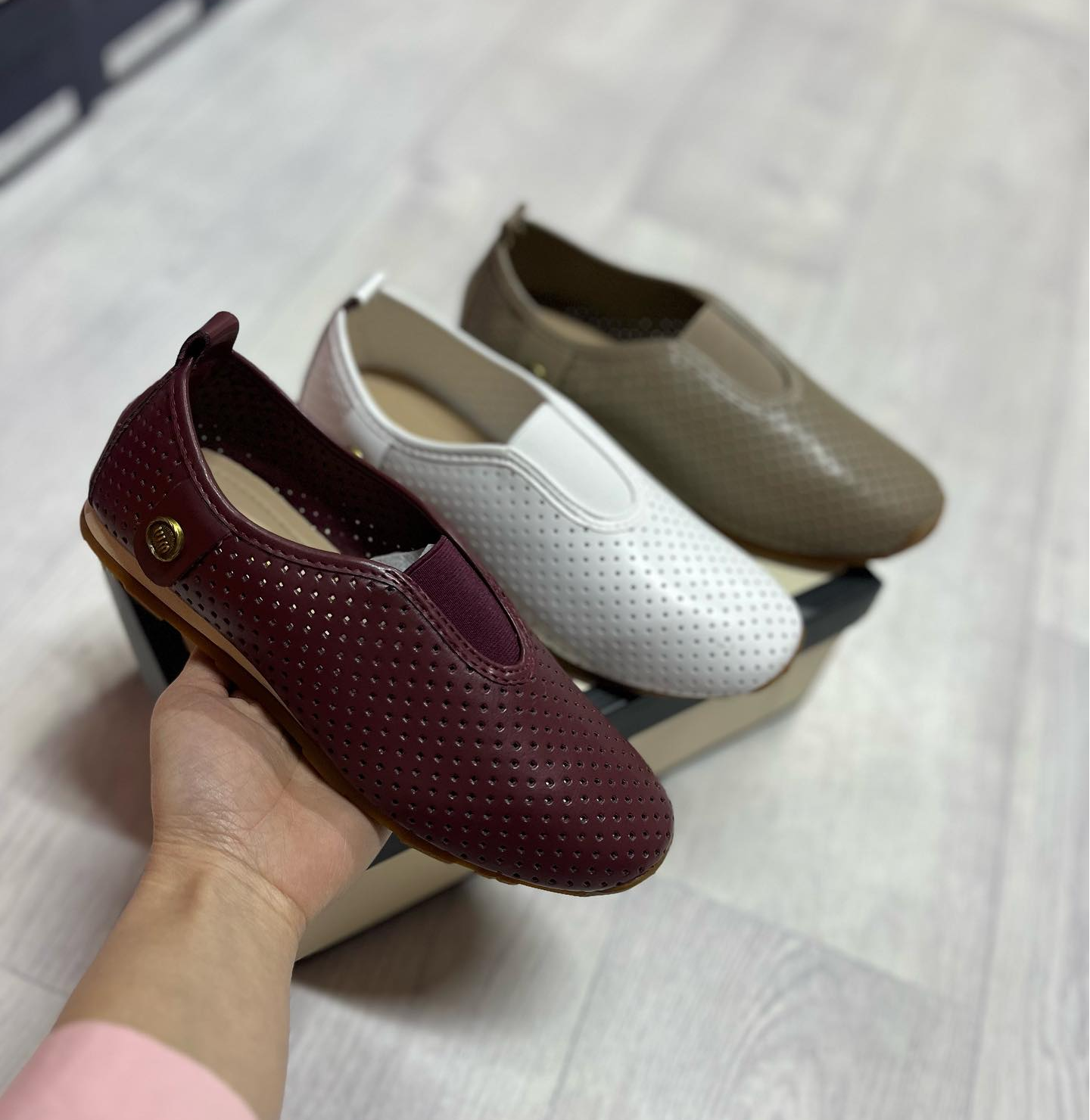 Comfortable Hollow Slip-on Shoes