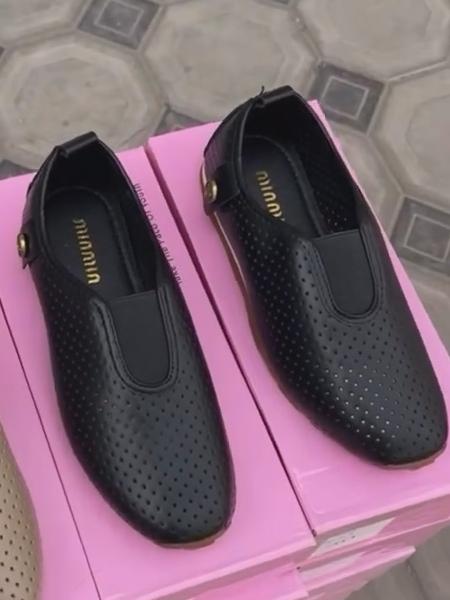 Comfortable Hollow Slip-on Shoes