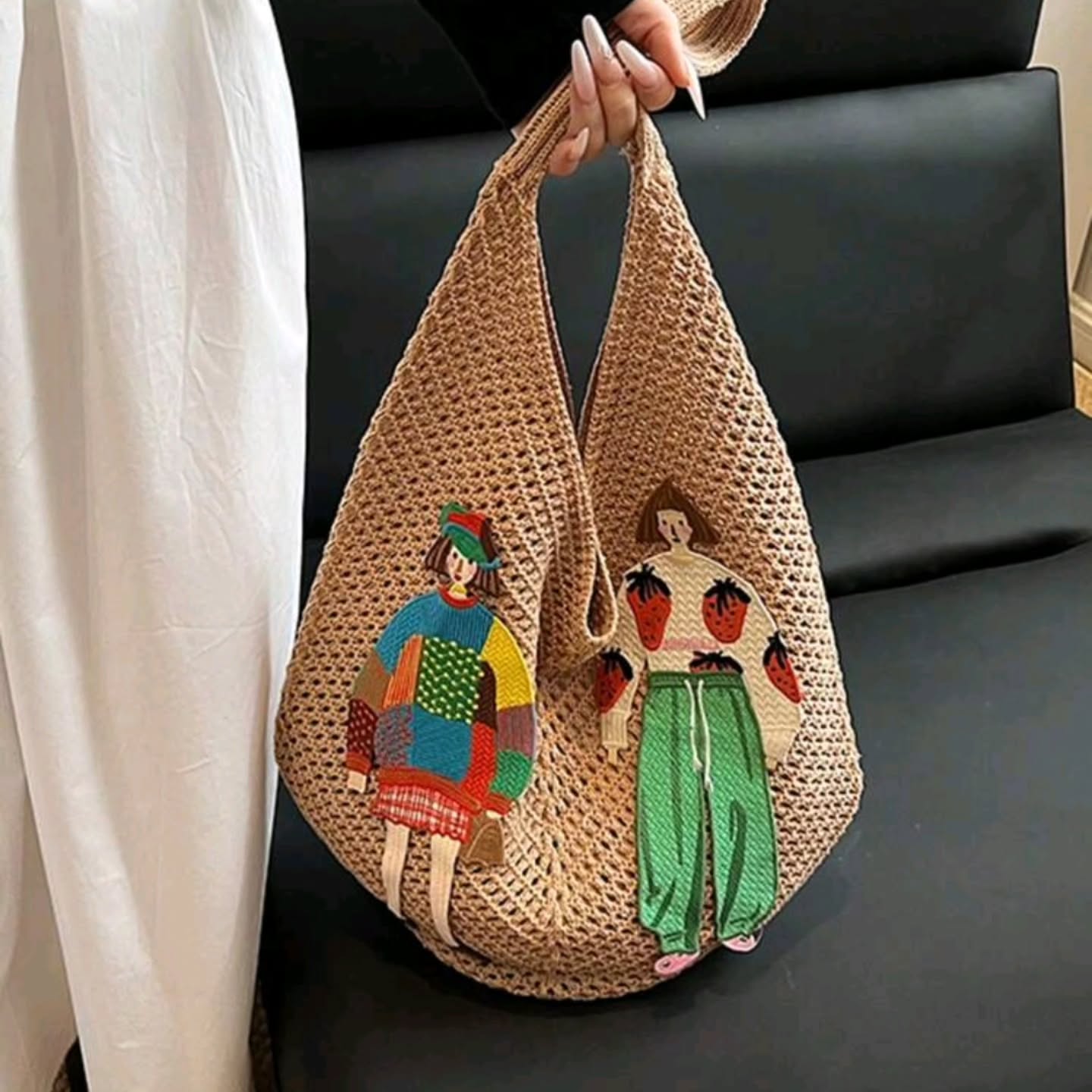 Large Capacity Knitted Shoulder Bag