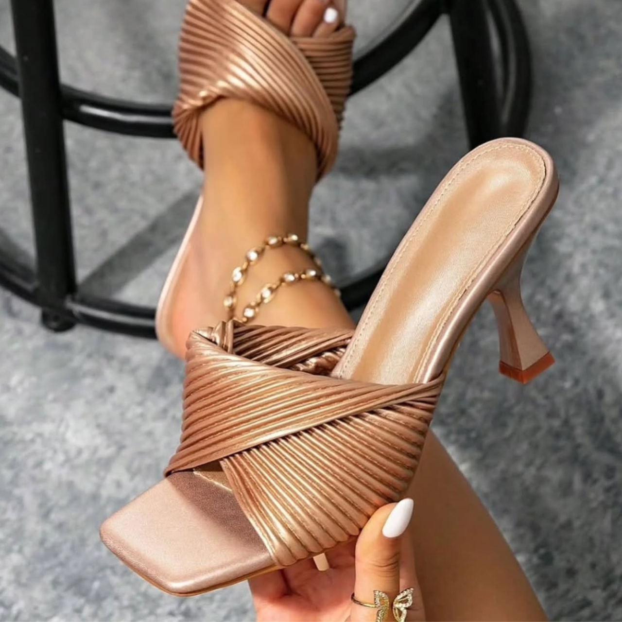 Women's New Fashion Square Toe Slim Heel Simple Design Sandals