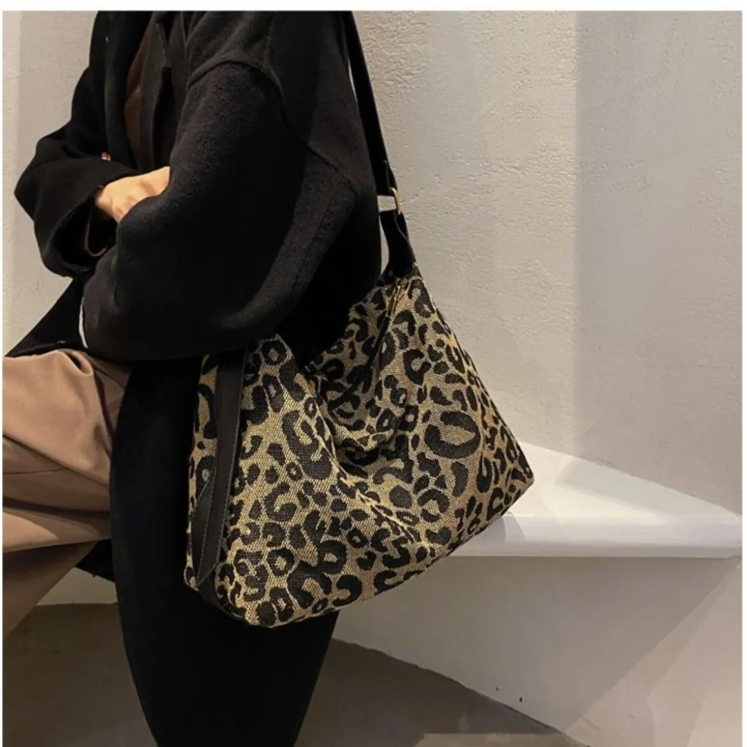Fashionable Leopard Print Shoulder Crossbody Bag