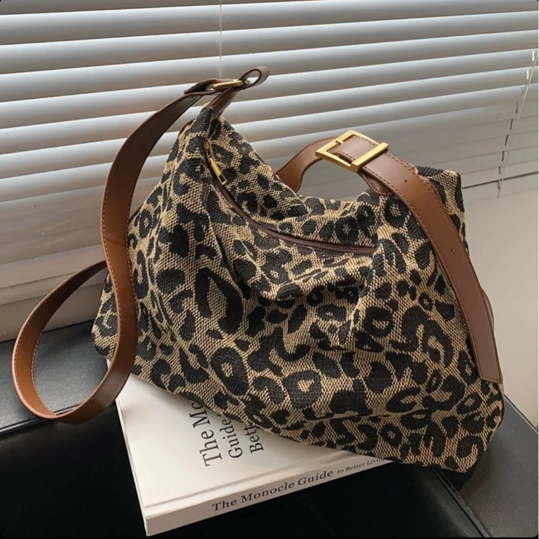 Fashionable Leopard Print Shoulder Crossbody Bag