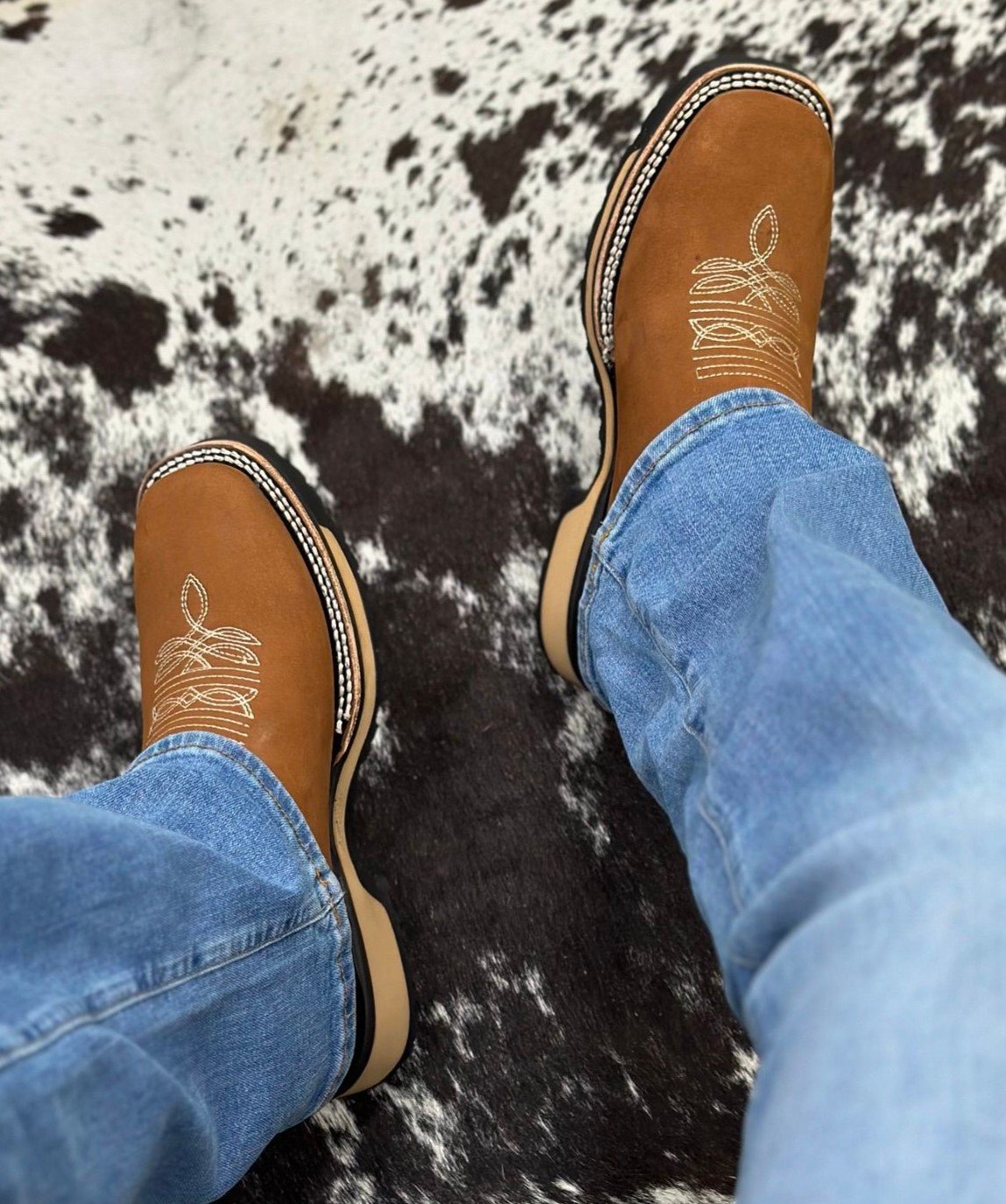 Embroidered Western Cowboy Boots