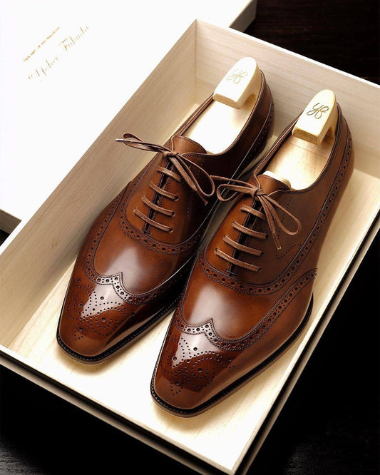 Vintage Carved Business Leather Shoes