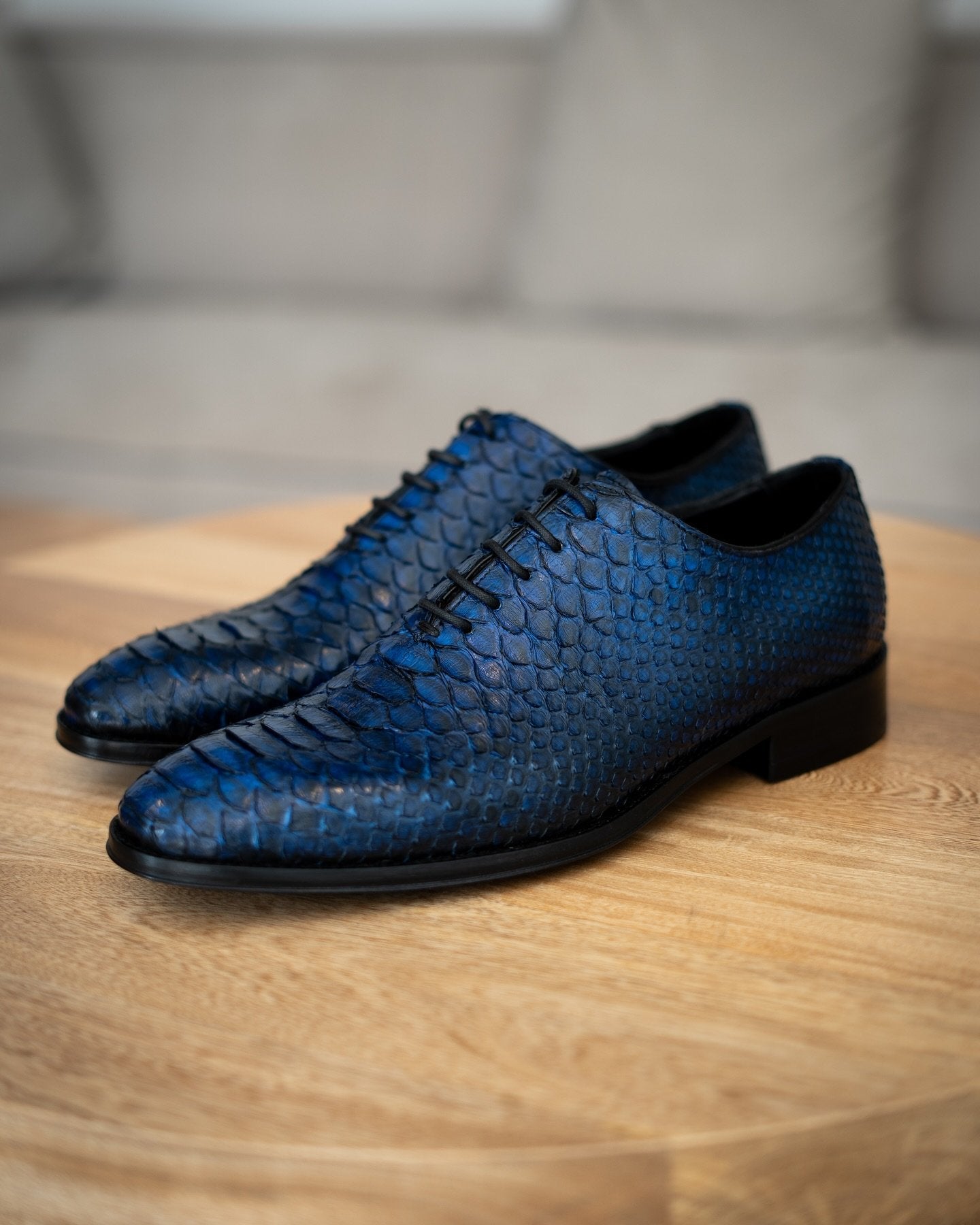 Crocodile Print Leather Shoes Blue