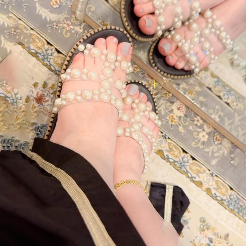 Pearl Flat Slippers With Transparent Strap