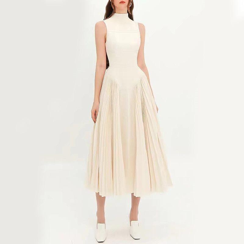 Elegant Sleeveless Slim Pleated Dress With Stand Collar