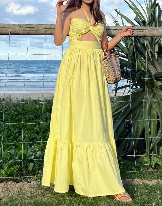 Neckless Backless Halter Maxi Dress With Big Hemline