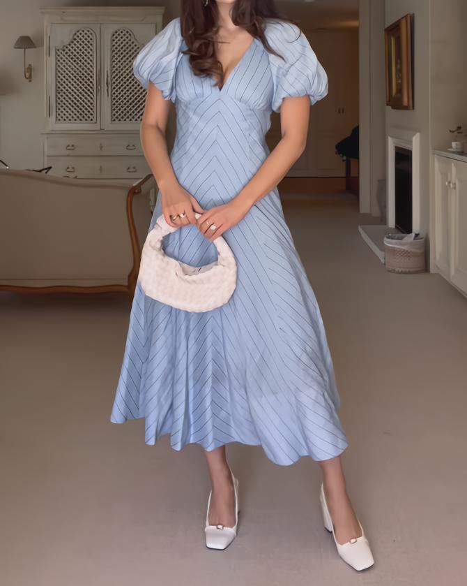 V-neck Light Blue Striped Bubble Sleeve Midi Dress