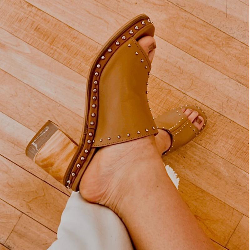 Women's Chic Studded Chunky Sandals