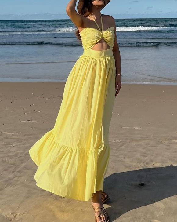 Neckless Backless Halter Maxi Dress With Big Hemline