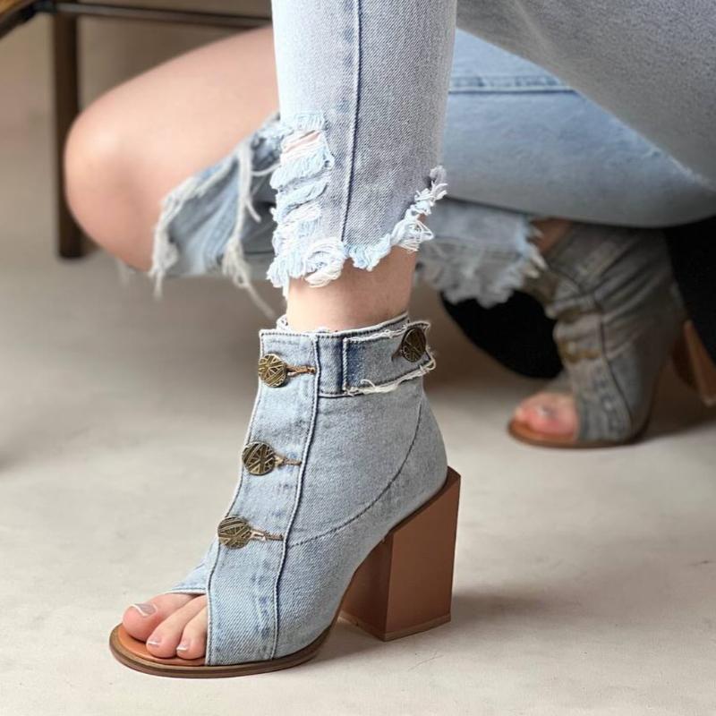 Women's Chic Denim Boots